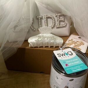 Bridal accessory bundle